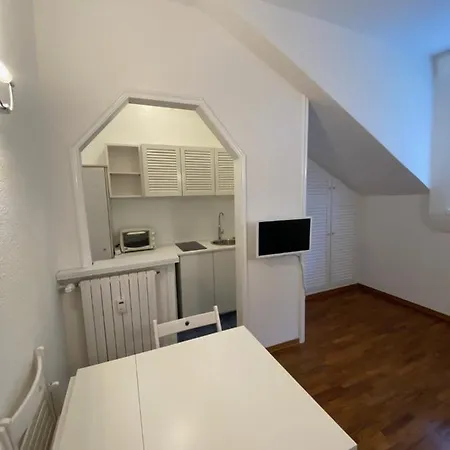 Oasi Di Tranquillita Con Piscina E Parcheggio Privato Apartamento